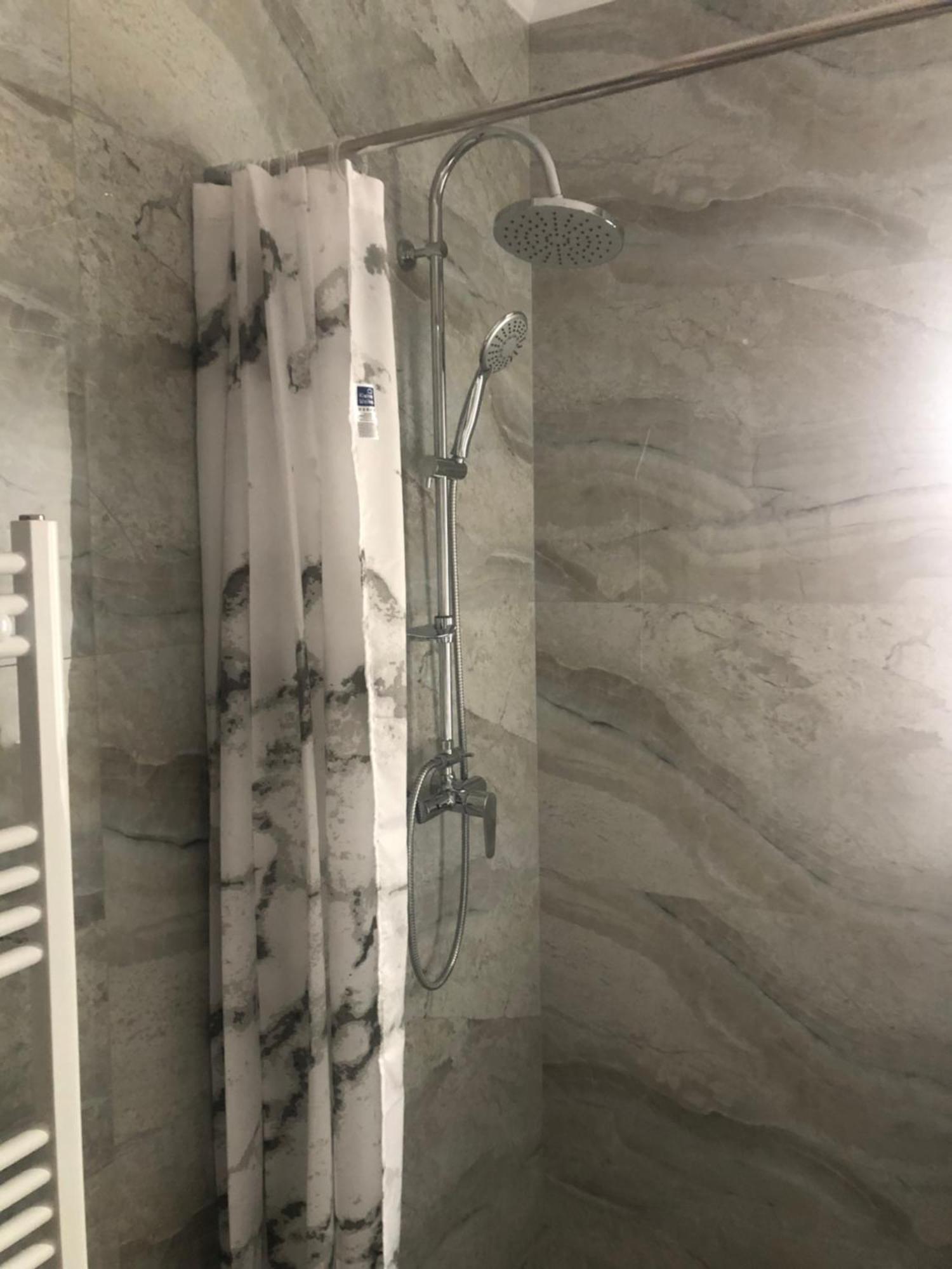 ホテル Sub Cetate Rîşnov エクステリア 写真